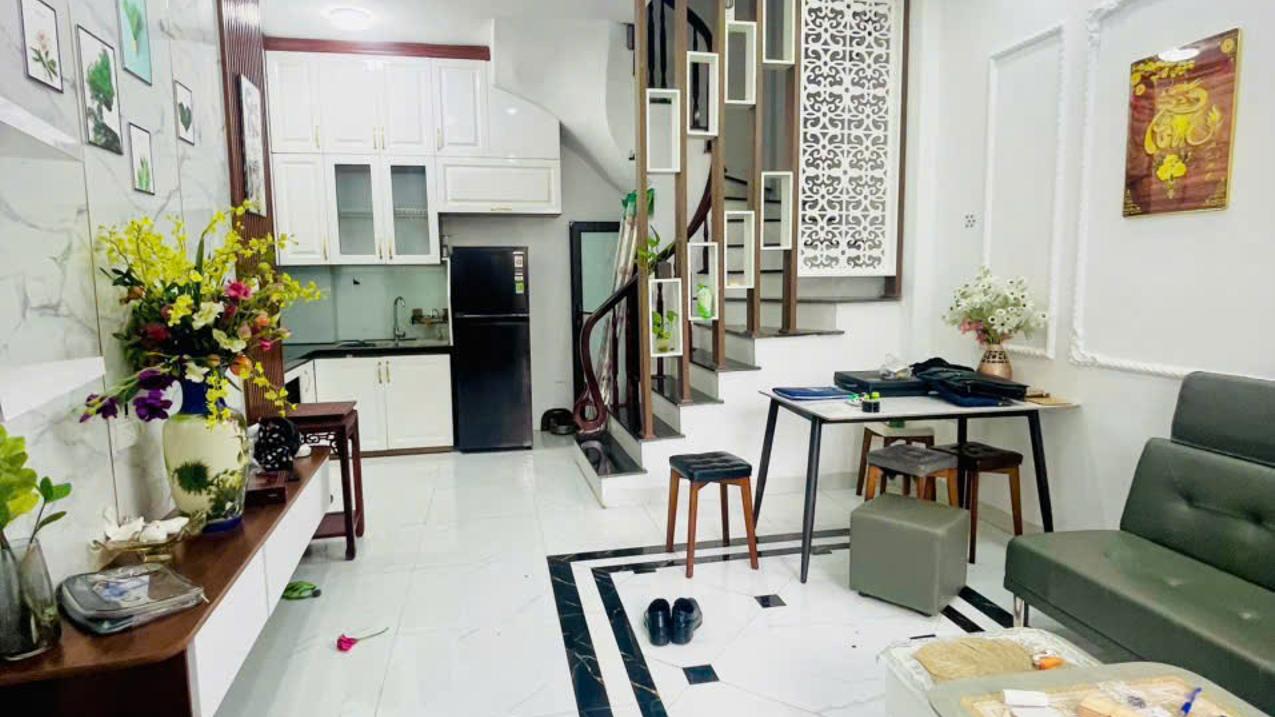 BÁN NHÀ NGÕ 158 NGỌC HÀ 33M 5 TẦNG MẶT TIỀN 3M GIÁ 10.5 TỶ LÔ GÓC