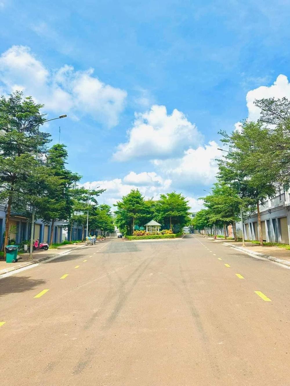 Cần bán 2 căn nhà phố dự án Eco City Premia Buôn Ma Thuột, diện tích 120m²