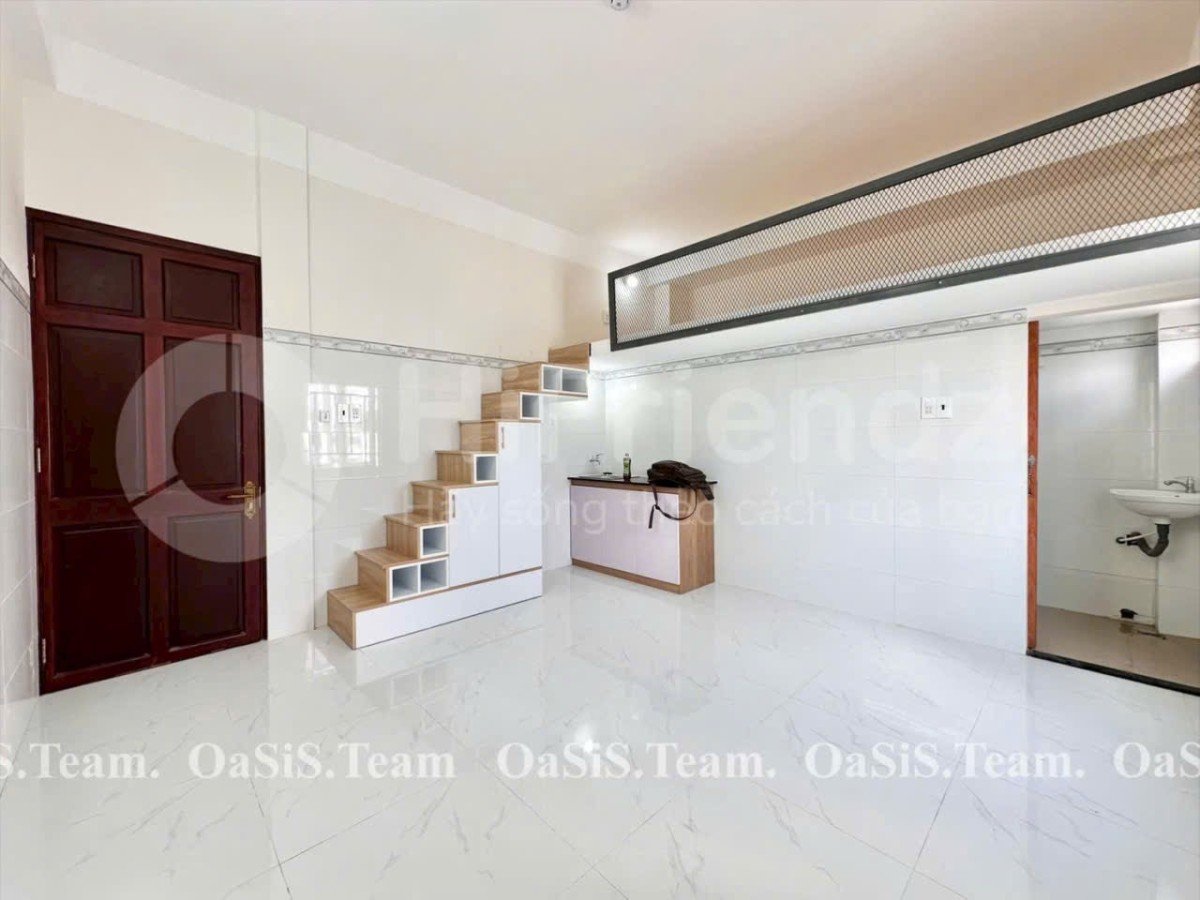 Duplex ngay ĐH Công Thương, Tân Bình, diện tích siêu rộng, ko giới hạn người ở, cửa sổ trời