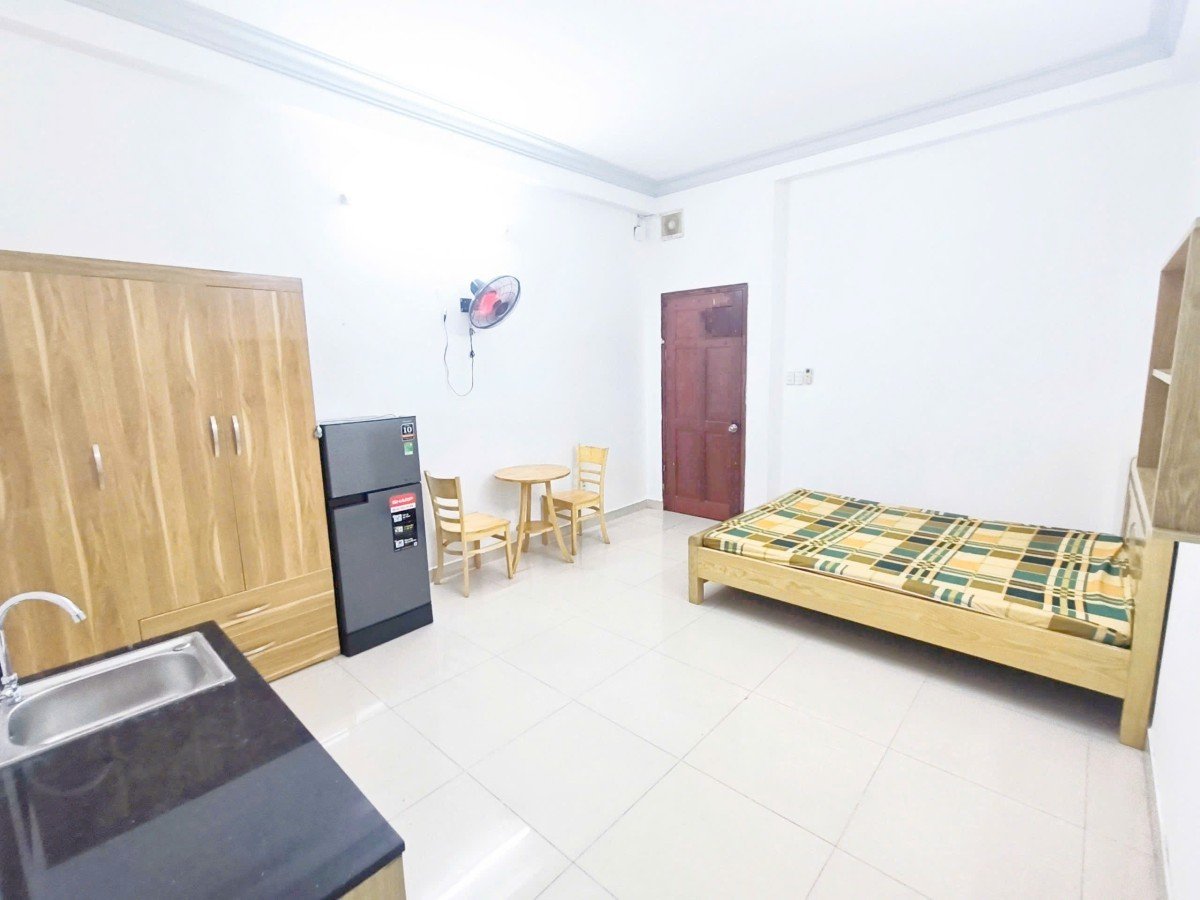 Cho thuê trọ ngay Lê văn Sỹ, Tân Bình, giá chỉ 4 triệu, full nội thất