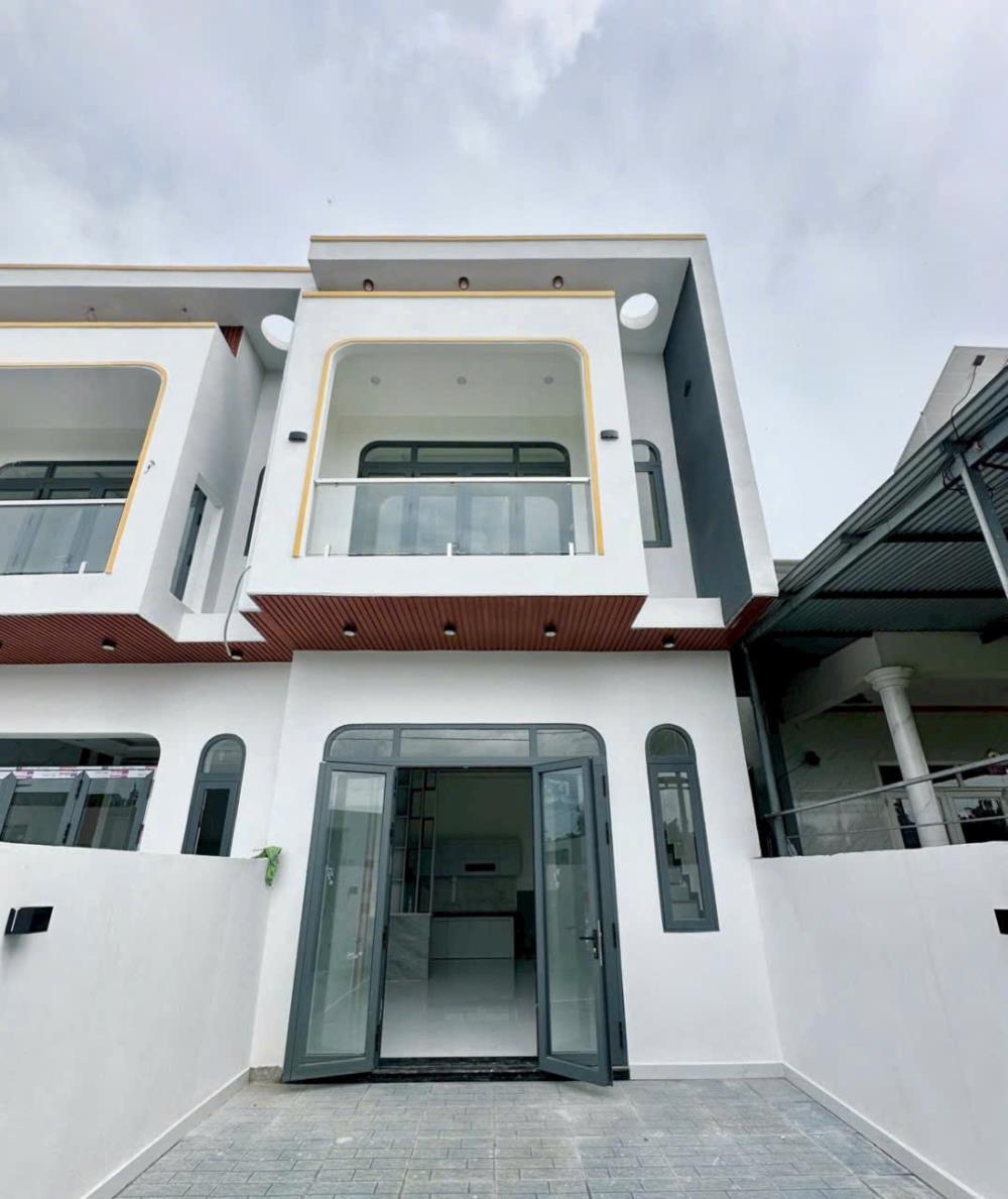 Bán nhà lầu cạnh Bửu Long, mới hoàn thiện full giá chỉ 1 tỷ 990 triệu