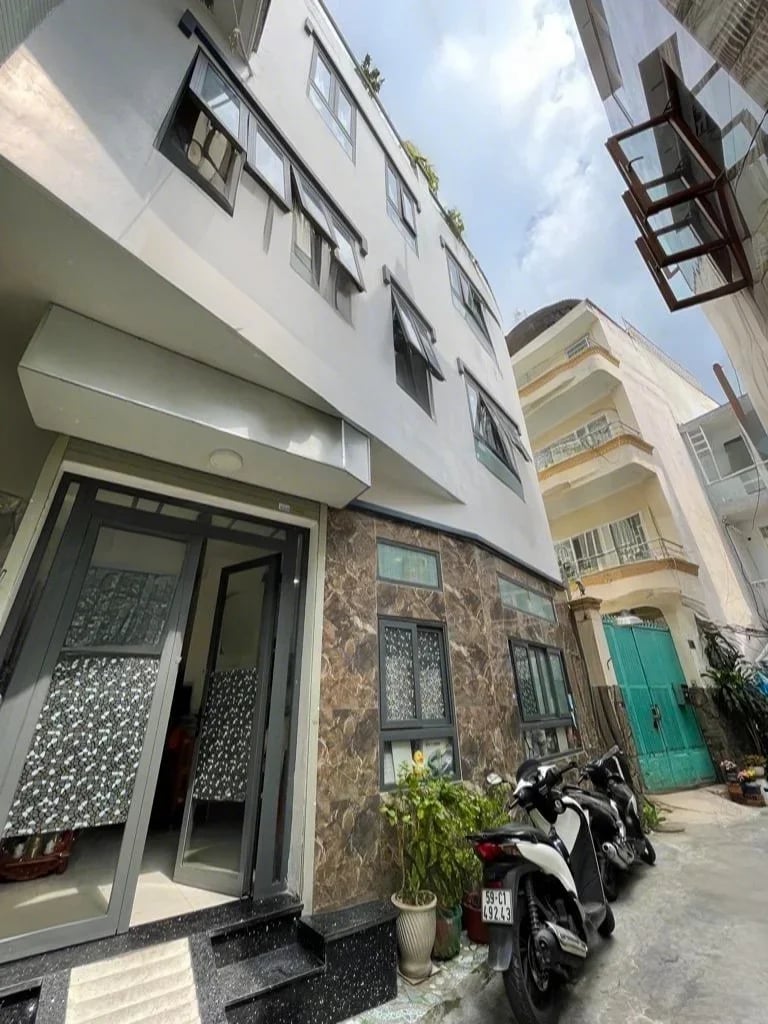 Bán nhà Điện Biên Phủ, Quận 3 trung tâm , hẻm thông Điện Biên Phủ chỉ 6 phút