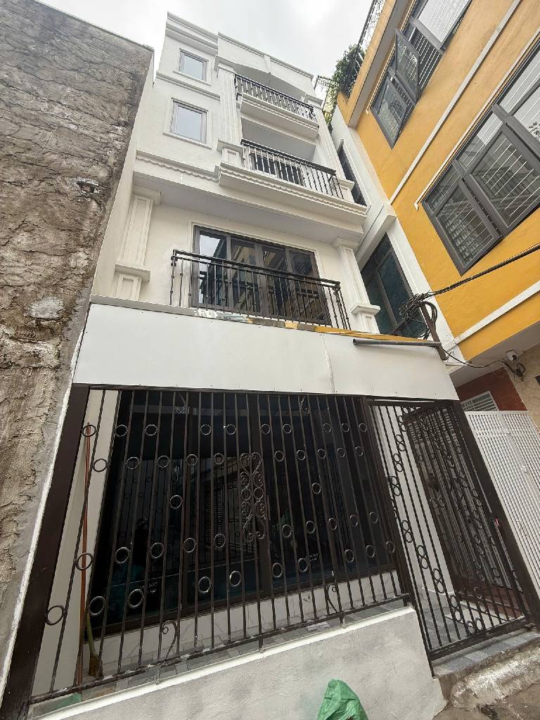 Bán nhà Miêu Nha, Tây Mỗ nhà đẹp ở ngay 42m2. 6,7 tỉ
