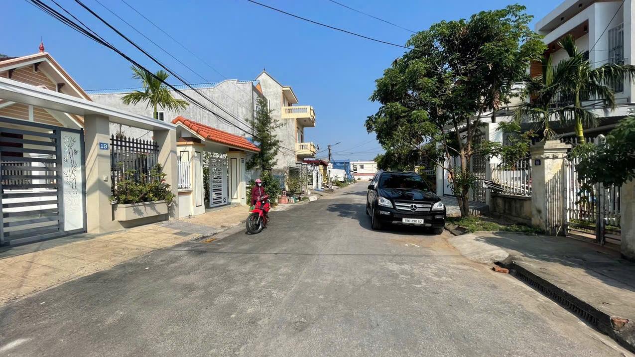 Bán đất trung tâm Tân Thành, diện tích 135m², mặt tiền đường nhựa 10m, giá chỉ từ 2x triệu/m²