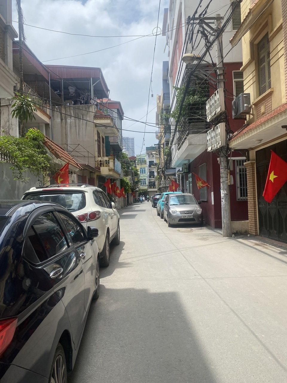 Bán nhà phân lô Lê Trọng Tấn, Trường Chinh, ô tô tránh, ngõ thông, sổ đỏ chính chủ
