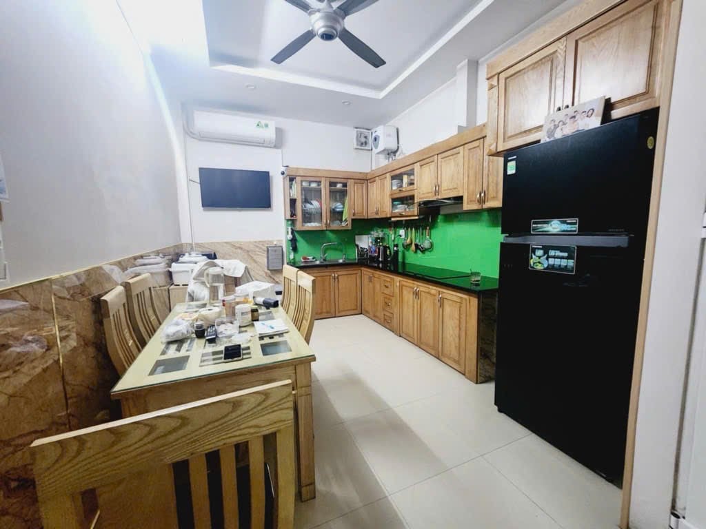 Bán nhà Ba Đình gần mặt phố Đội Cấn, 45m², giá 10,9 tỷ