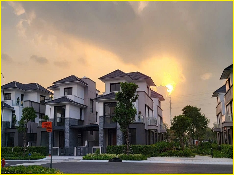 Hiếm, biệt thự Gladia Khang Điền đường Võ Chí Công, view sông, sẵn sổ