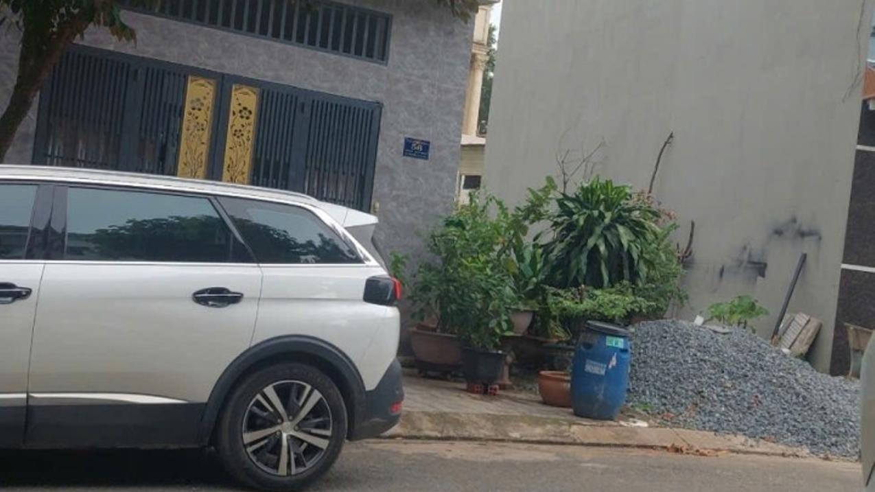 Nhà và 3 phòng trọ Võ Thị Sáu, Dĩ An, hẻm ô tô, giá tốt