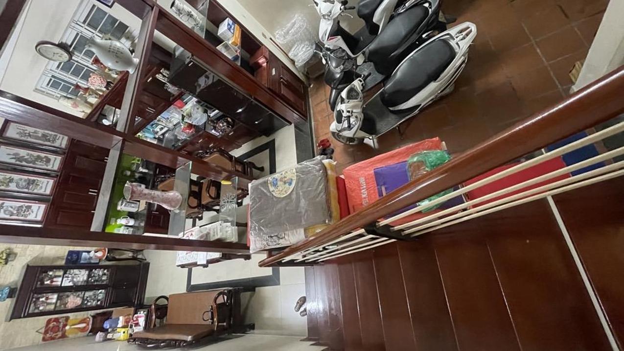 Bán nhà Thuỵ Phương 40m2, 5 tầng mới, sân ô tô