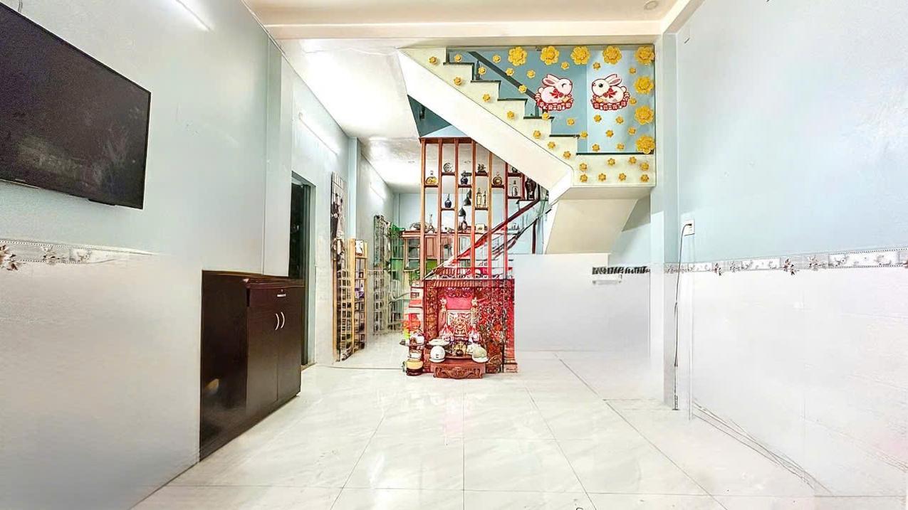 Chính chủ bán nhà Lạc Long Quân Tân Bình, diện tích 78m², sổ hồng riêng, 5.5 tỷ