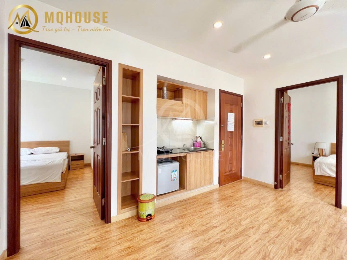 Cho Thuê Căn Hộ 2 PN Tân Bình Full Nội Thất, Có Ban Công Riêng Thoáng Mát