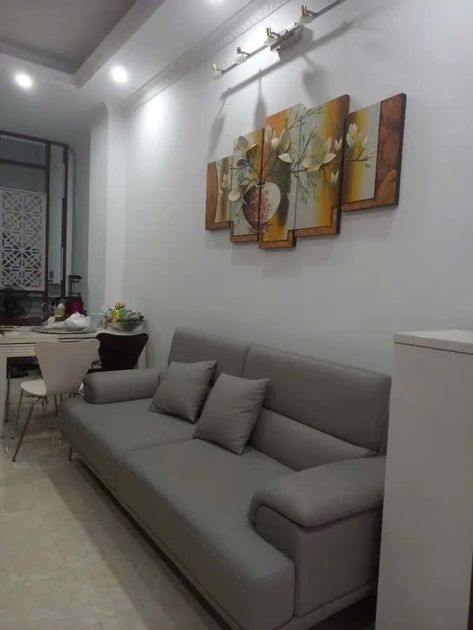 Hiếm có! Nhà 5 tầng An Dương, Tây Hồ, sát Hồ Tây, sổ đỏ chính chủ, giá 7,8 tỷ