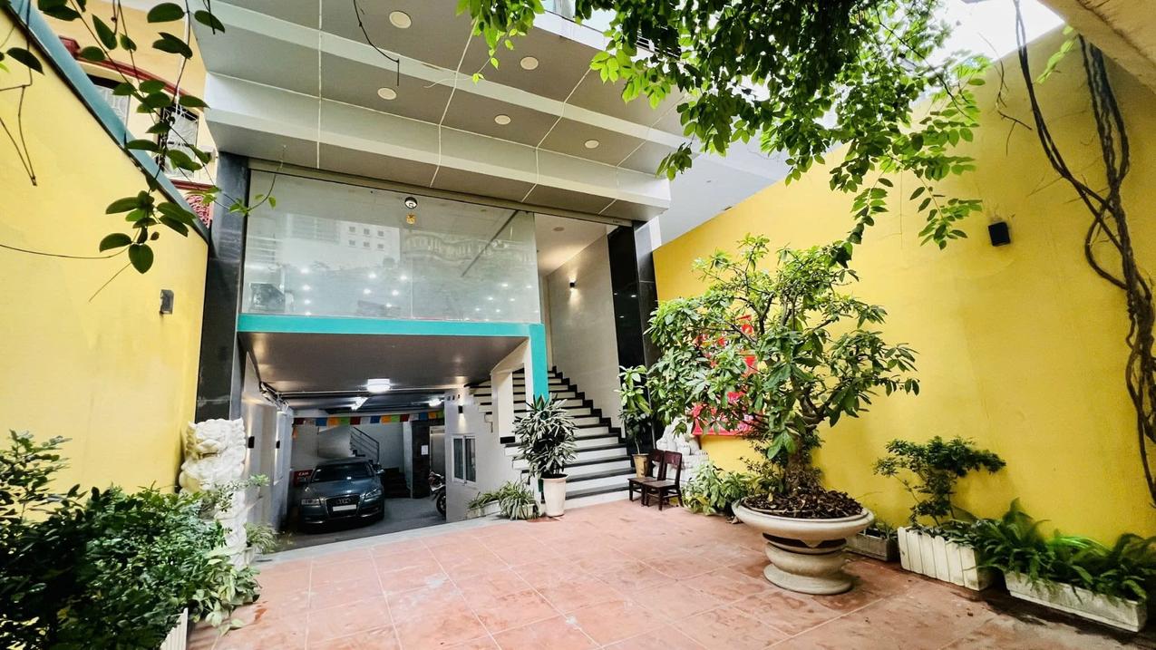 BÁN NHÀ PHỐ VÕNG THỊ 9 TẦNG VIEW TRỌN HỒ TÂY 52 TỶ
