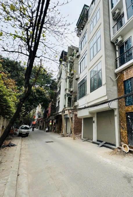 BÁN TÒA NHÀ MẶT PHỐ CỰ LỘC, THANH XUÂN 81M² x 8T THANG MÁY DÒNG TIỀN 110TR/TH Ô TÔ TRÁNH