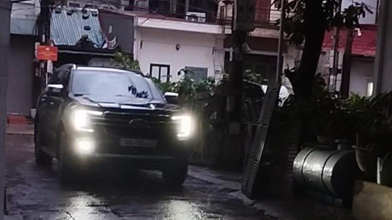 Bán đất Cổ Nhuế, nhỉnh 8 tỷ ô tô vào tận nơi, cạnh đường 60m