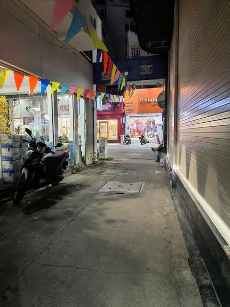 Bán nhà gần Cộng Hòa, Hoàng Hoa Thám, Tân Bình, 70m2 11,7 tỷ