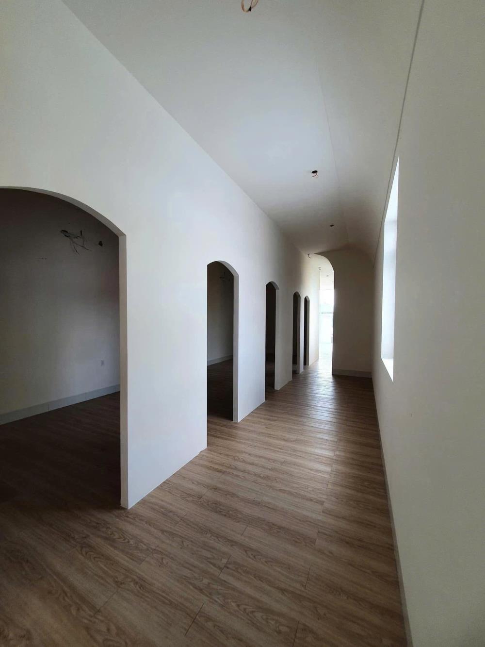 Cho thuê nhà 1 trệt 2 lầu tại Cần Thơ, dt 150m², vị trí đắc địa, phù hợp kinh doanh, giá tốt