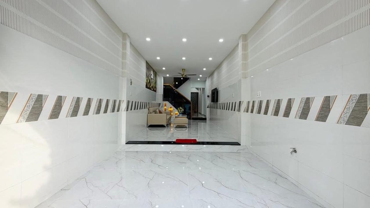 Bán nhà Lý Thường Kiệt P.7, Tân Bình, 75m² 3 tầng, giá chỉ 11.8 tỷ