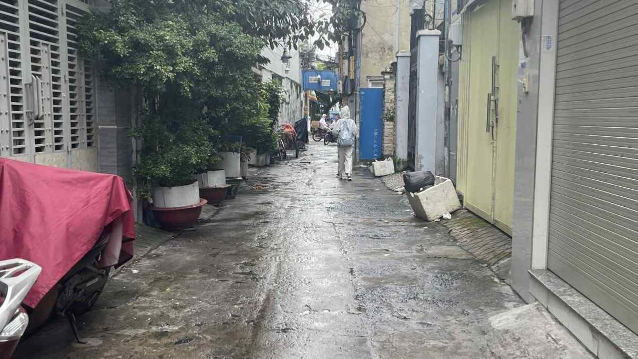 Bán nhà Tân Phước P6, kề HXH gần mt, 2 lầu 28m2 nở hậu