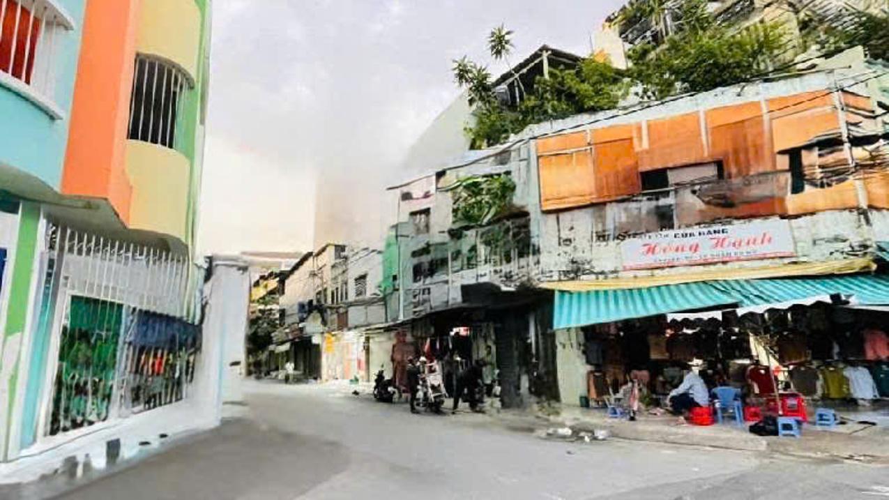 Bán nhà mặt tiền chợ Tân Bình, kinh doanh ngày đêm, 4x25m giá 35 tỷ