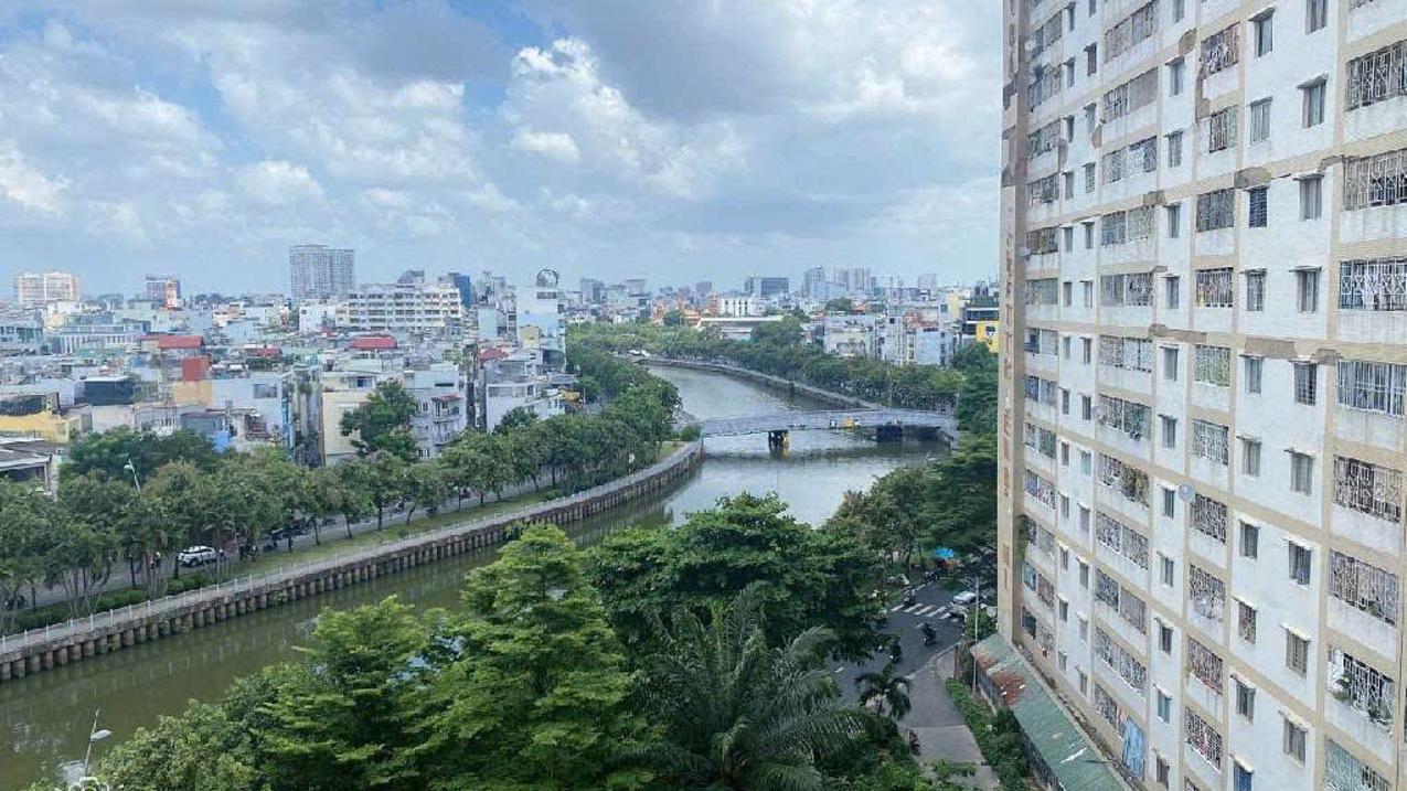 Bán căn hộ sát Phan Xích Long, Phú Nhuận, 54m2 2PN có thang máy Sổ hồng riêng, 3,35 tỷ