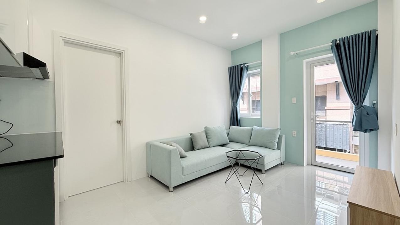 Bán chung cư Lý Thường Kiệt, lô góc Thiên Phước, Trung tâm Q11, 38m2 2PN, chỉ hơn 2 tỷ