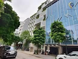 Bán tòa khách sạn tại Cầu Giấy, 300m² x 9t, nhà 2 mặt đường, dòng tiền ổn định