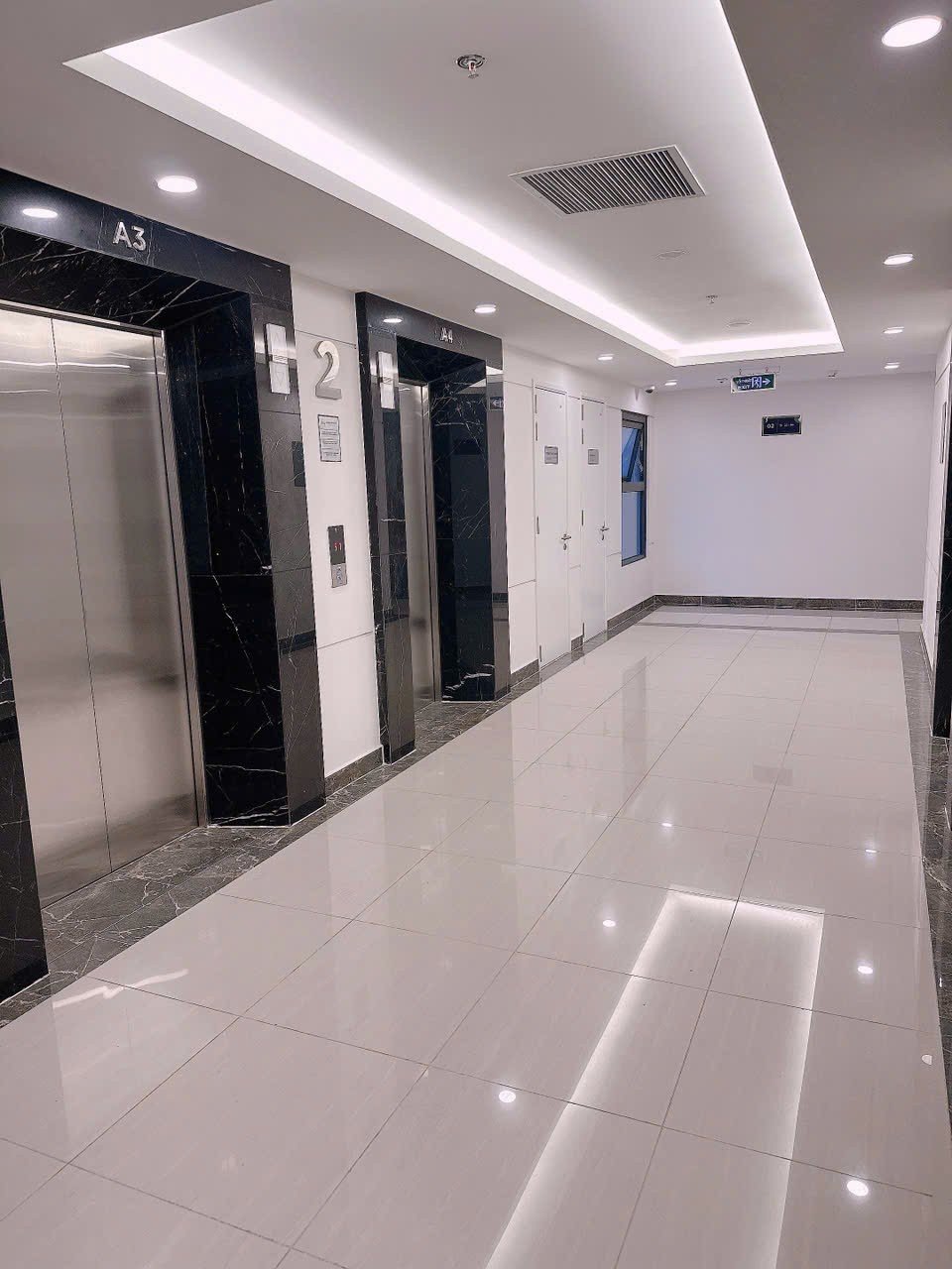 Bán chung cư Vinhome, tầng 2, vị trí, view đẹp, dưới 5 tỷ