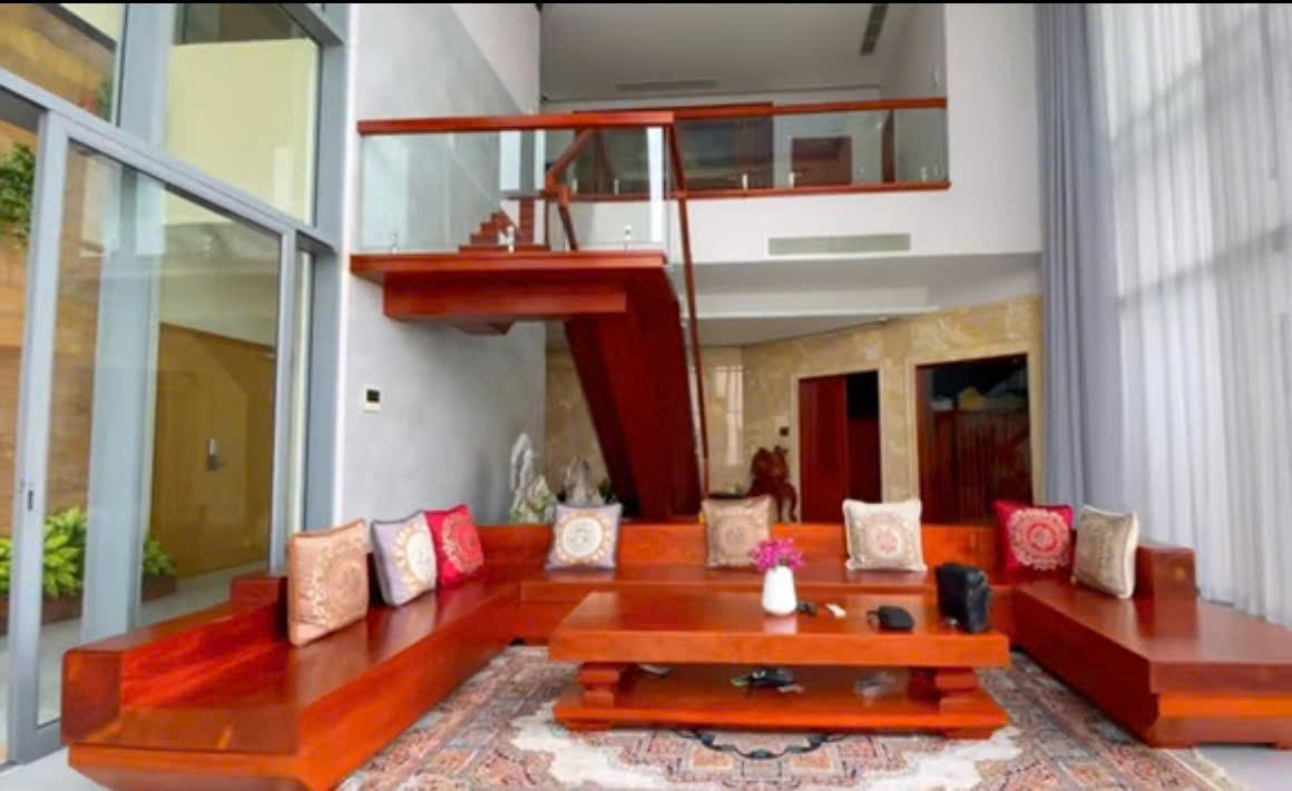Bán Sky Villa Đảo Kim Cương, 564m2, tầng view đẹp tuyệt vời, giá 128 tỷ