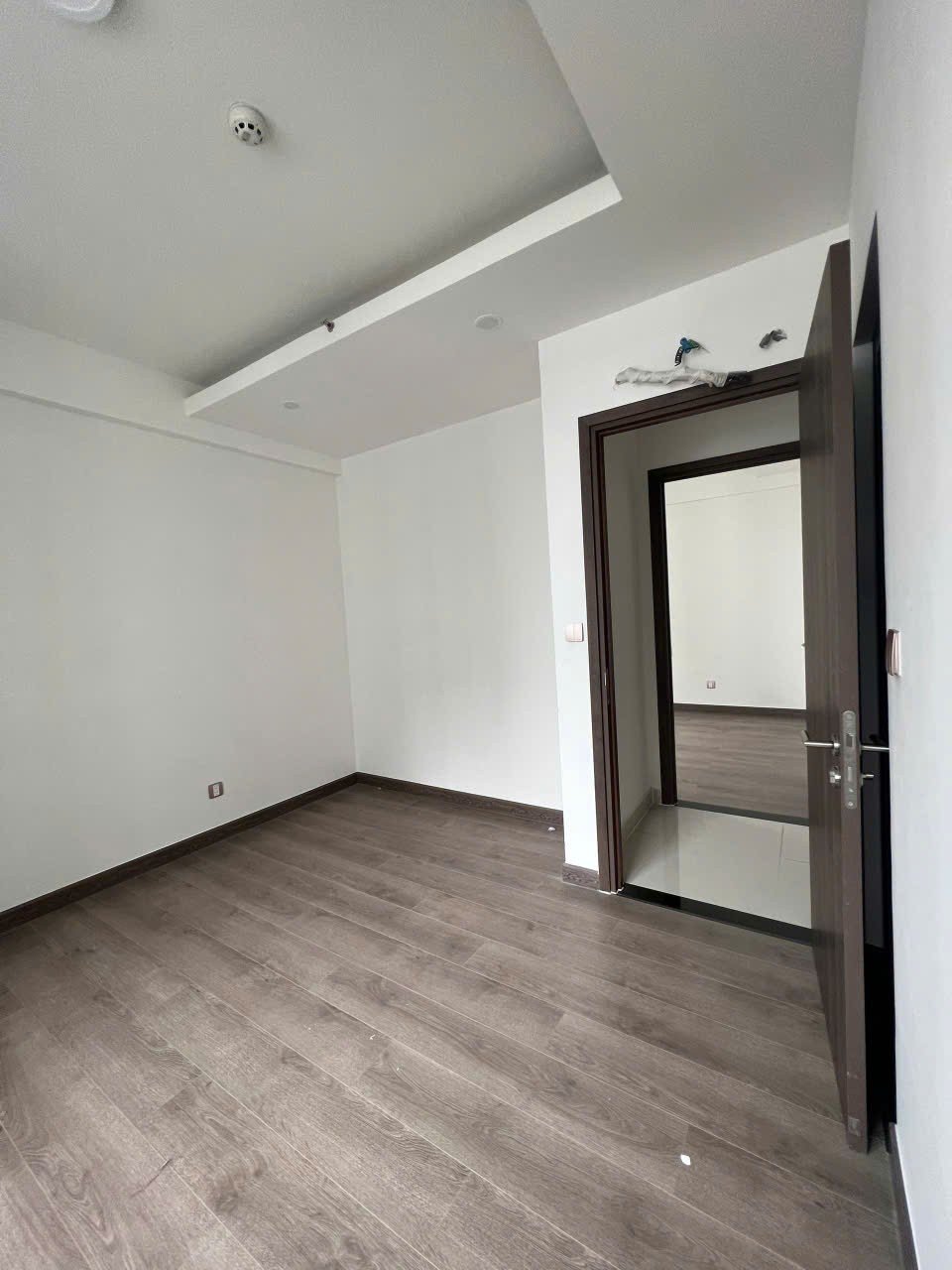 Bán căn hộ 3PN tòa T3 Times City, full nội thất, chính chủ, sổ hồng sẵn, giá hấp dẫn