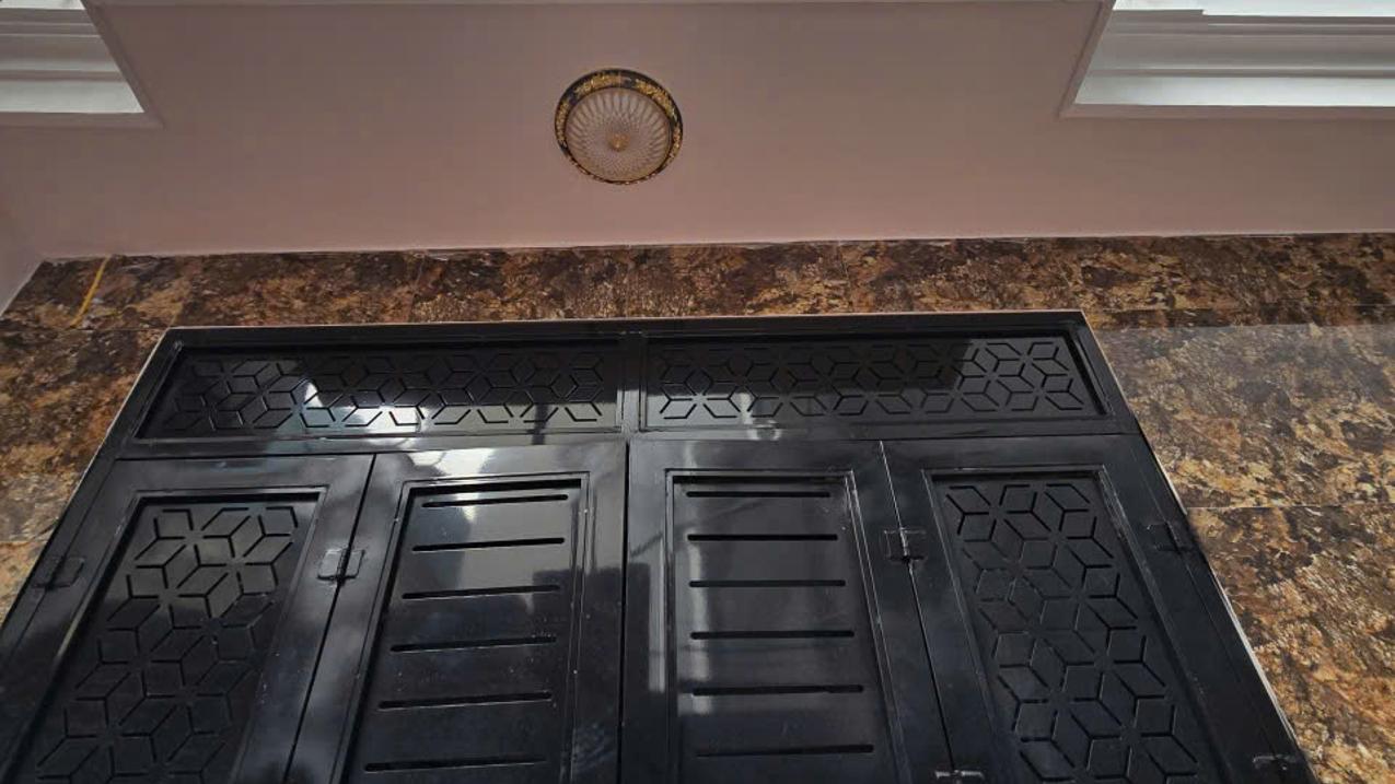 BÁN NHÀ KĐT PHÁP VÂN, 5 TẦNG, THANG MÁY, MỘT NHÀ RA PHỐ