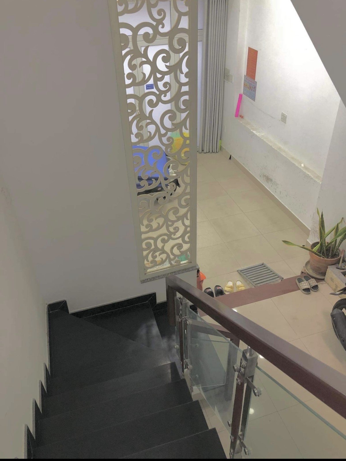 Cho thuê phòng trọ Lê Quang Định, Bình Thạnh, trong nhà nguyên căn, giá 3,5 triệu/ tháng