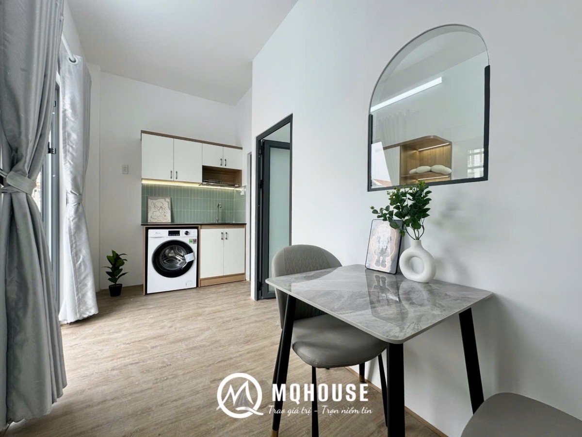 Cho thuê căn hộ 1PN Lạc Long Quân, Tân Bình, có ban công, tách bếp, giá 6,8tr/tháng