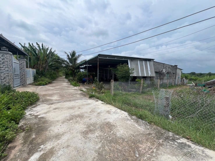 Bán đất KCN Chơn Thành, Bình Phước, dt 200m2, giá chỉ 690tr