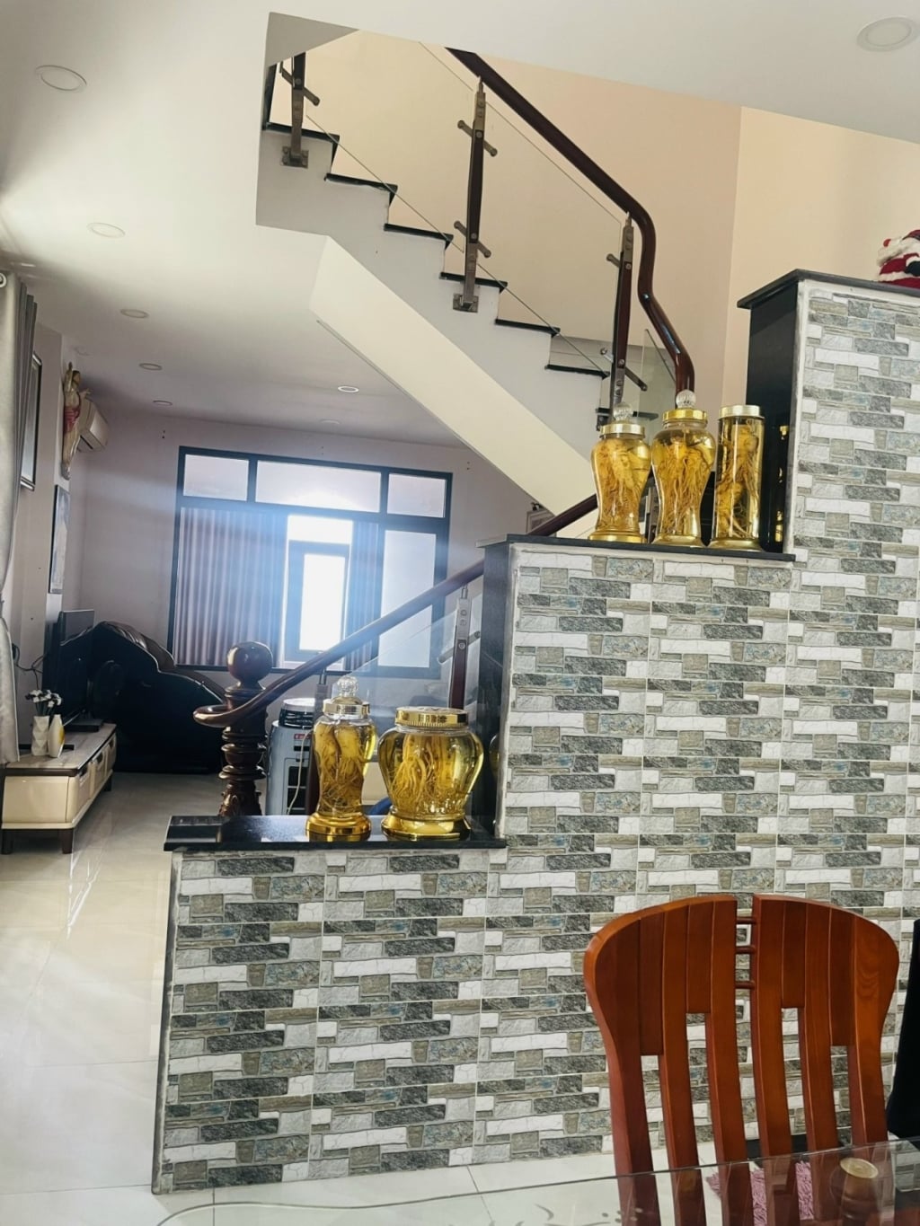 Bán nhà mặt tiền Nguyễn Xí, Bình Thạnh, vị trí kinh doanh, 5 tầng btct , giảm 7.6 tỷ, giá mới 59 tỷ