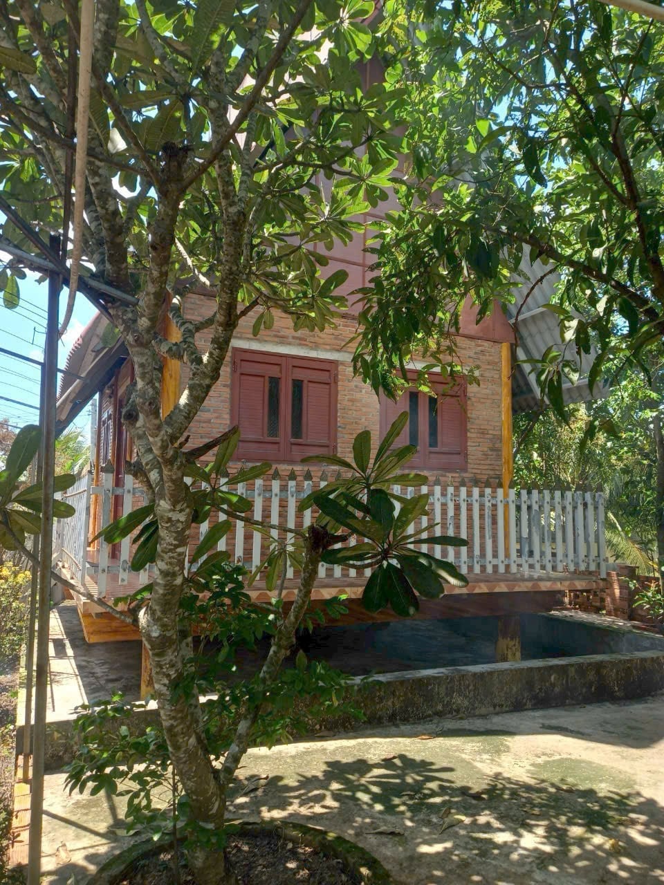 Bán đất xã Tân Lân, Long An, 1000m2, sẵn mô hình nhà vườn, mặt tiền xe hơi, giá rẻ 2,5 tỷ