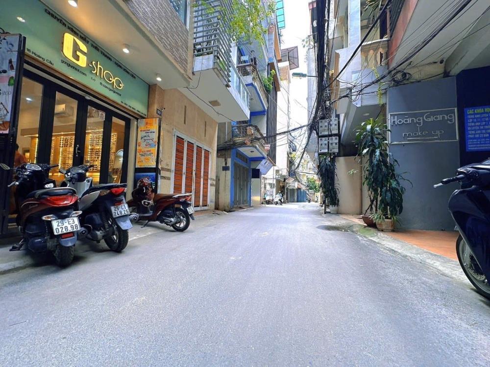 Bán nhà phố Hoàng Cầu, Đống Đa, 54m 5 tầng, mặt tiền 5m, giá 16,9 tỷ