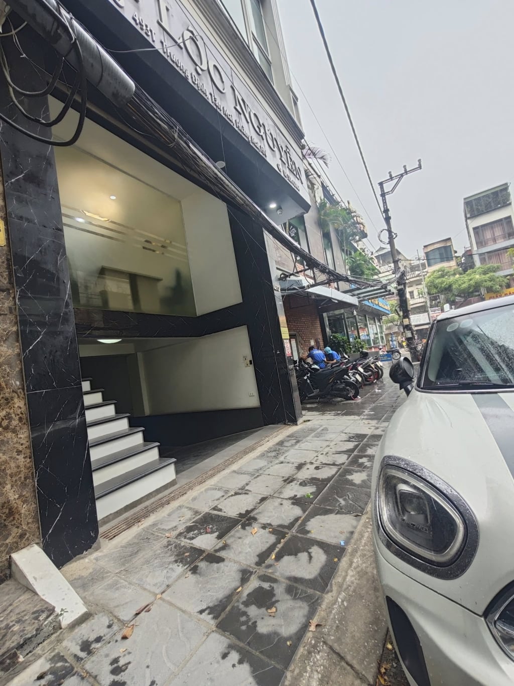 Nhà phân lô trương định - lô góc 7 tầng thang máy kinh doanh  31 tỷ -0795986686