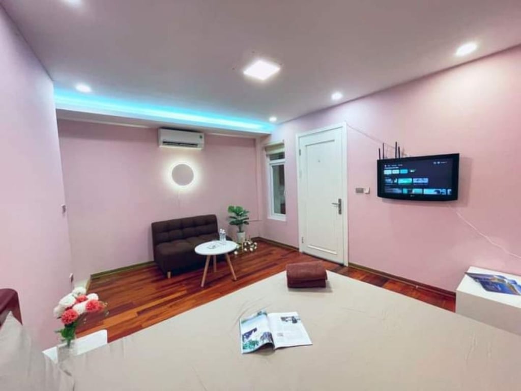 Bán gấp nhà Vân Hồ 3, 60m2 x 6 tầng, ngang 4,4m nở đẹp, cho thuê 50tr/tháng