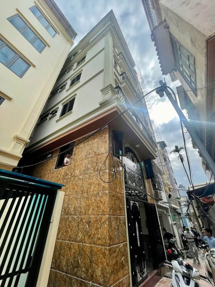 Bán nhà Xuân Phương, Nam Từ Liêm, 6 tầng sẵn thang máy, oto đỗ cạnh nhà