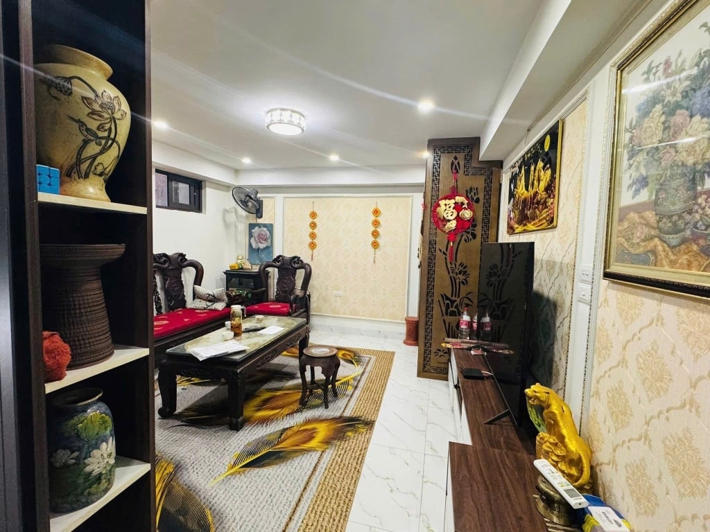 Bán nhà Vũ Tông Phan, Thanh Xuân, vô vàn công năng, 38m2 x 5 tầng, giá chỉ 9 tỷ