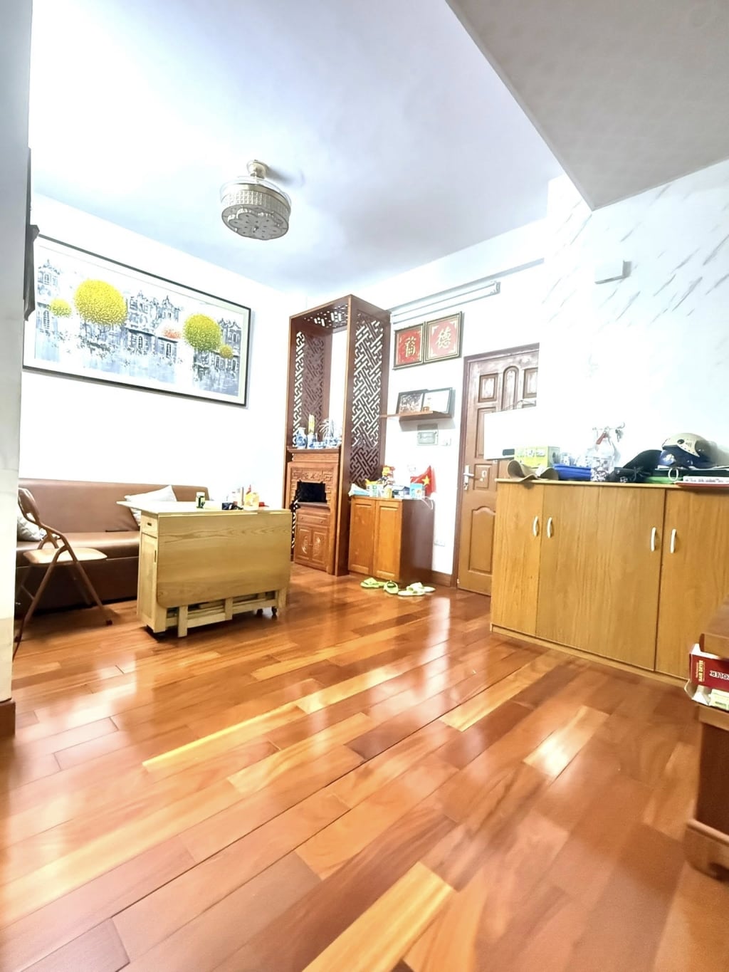 Bán căn hộ Kđt Nam Trung Yên, 65m2 tầng trung, phòng thoáng sáng, giá chỉ nhỉnh 5 tỷ