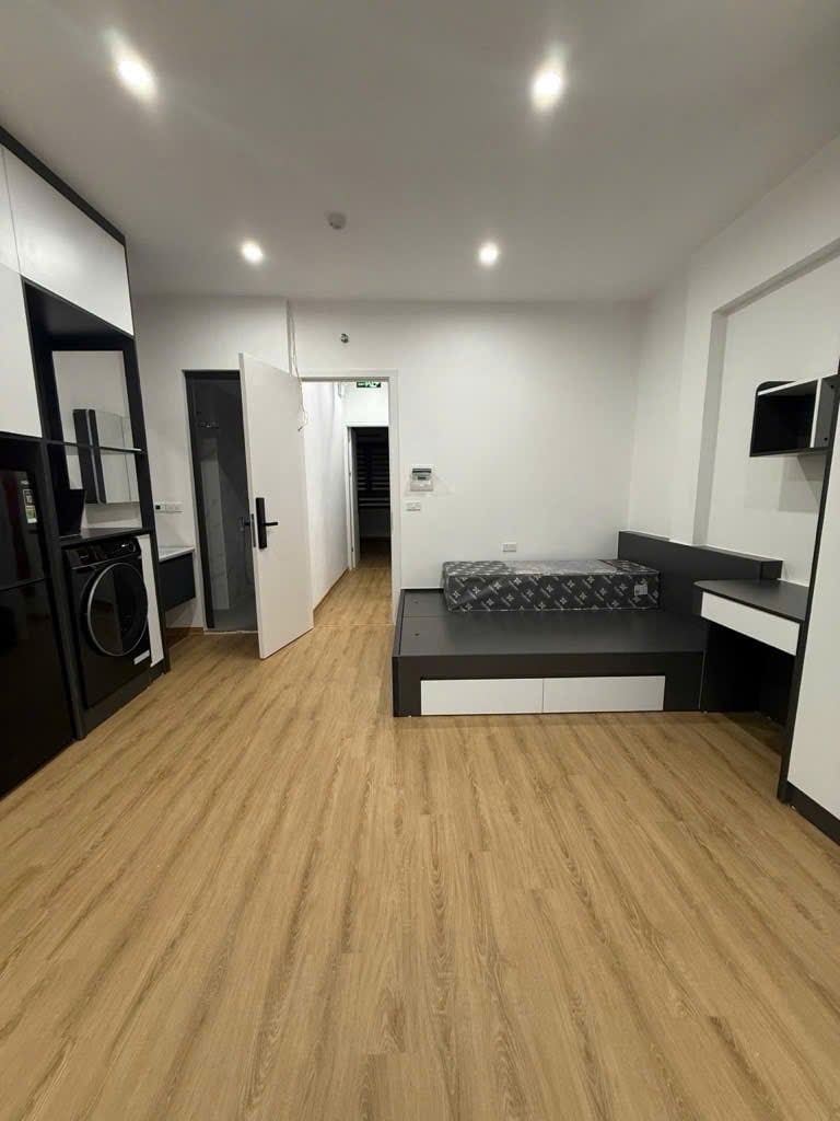 Bán nhà 426 Đường Láng, 60m 5 tầng thang máy, full nội thất, nhỉnh 12 tỷ