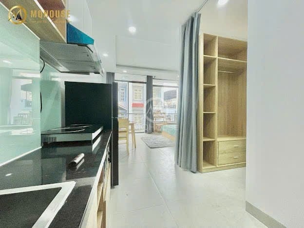 Cho thuê phòng trọ Tân Bình, gần nhà ga T3, ban công thoáng mát