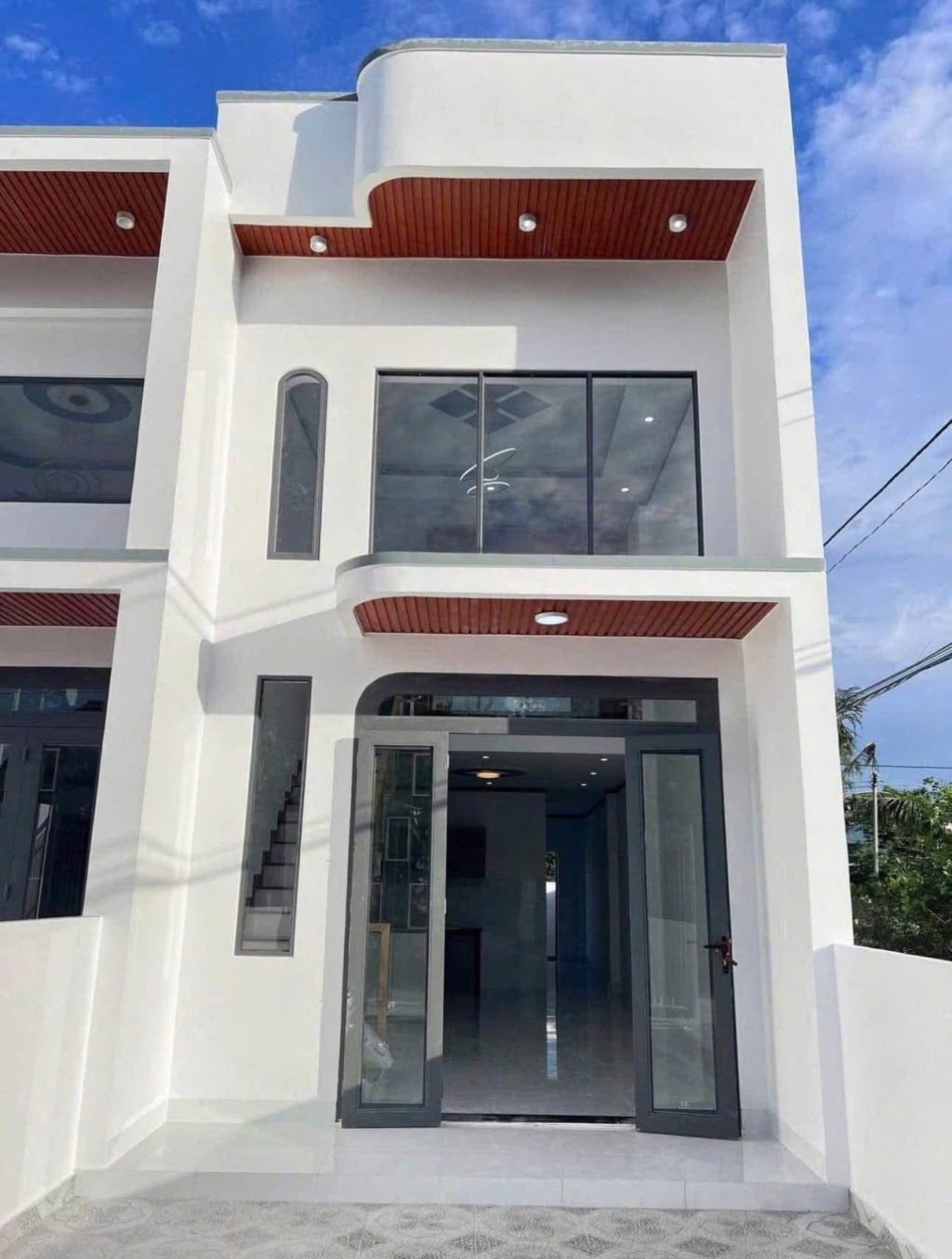 Ngộp, bán gấp nhà Bửu Long, Biên Hòa, mới hoàn thiện, nội thất đủ, chỉ 600 nhận nhà