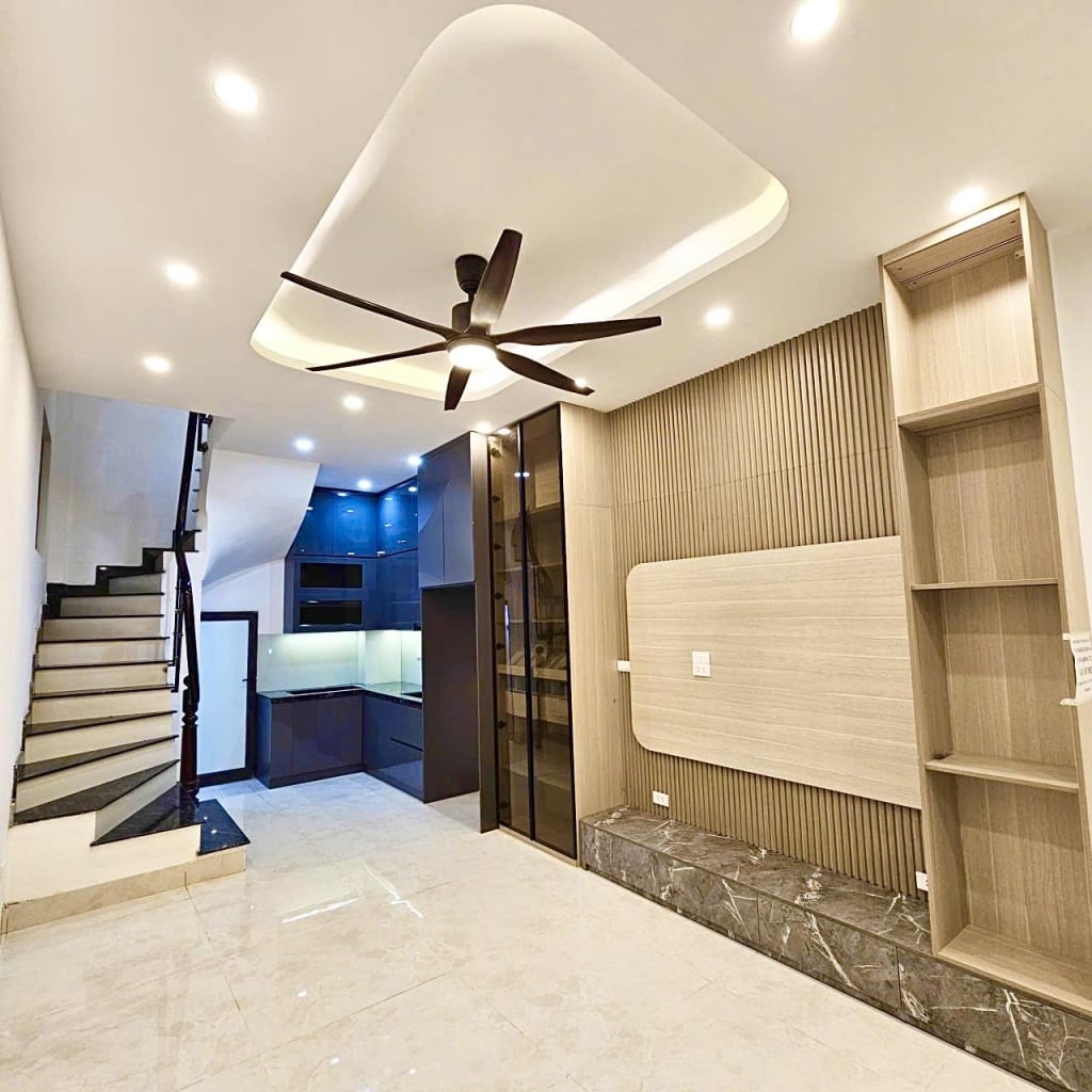 BÁN NHÀ VĂN PHÚ, HÀ ĐÔNG, CÁCH OTO 30M, 5 TẦNG XÂY MỚI, FULL NỘI THẤT Ở NGAY