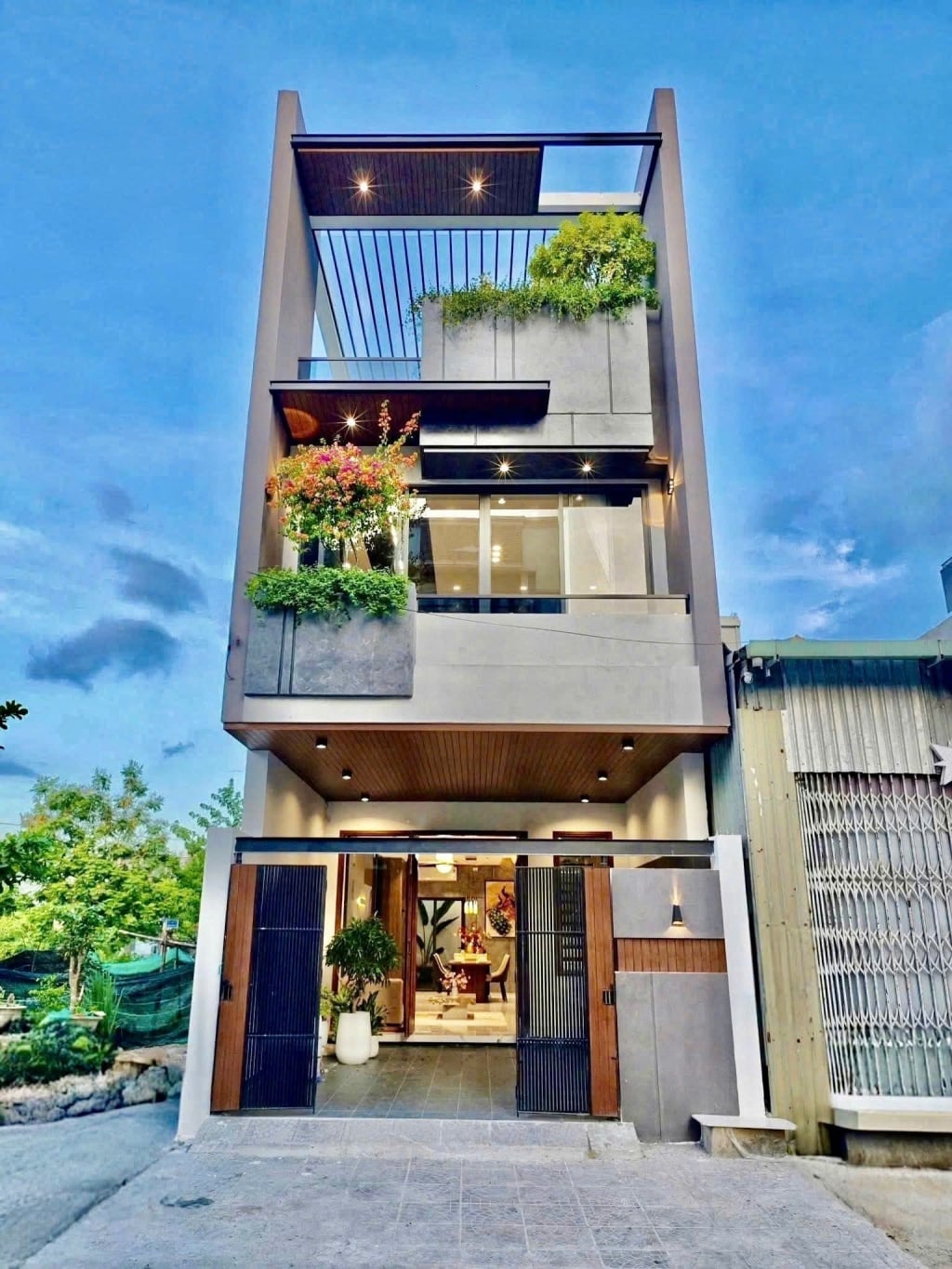 Bán nhà phố Long Bình, Biên Hòa, cạnh GX Lộc Lâm, trệt 1 lầu, nội thất hiện đại