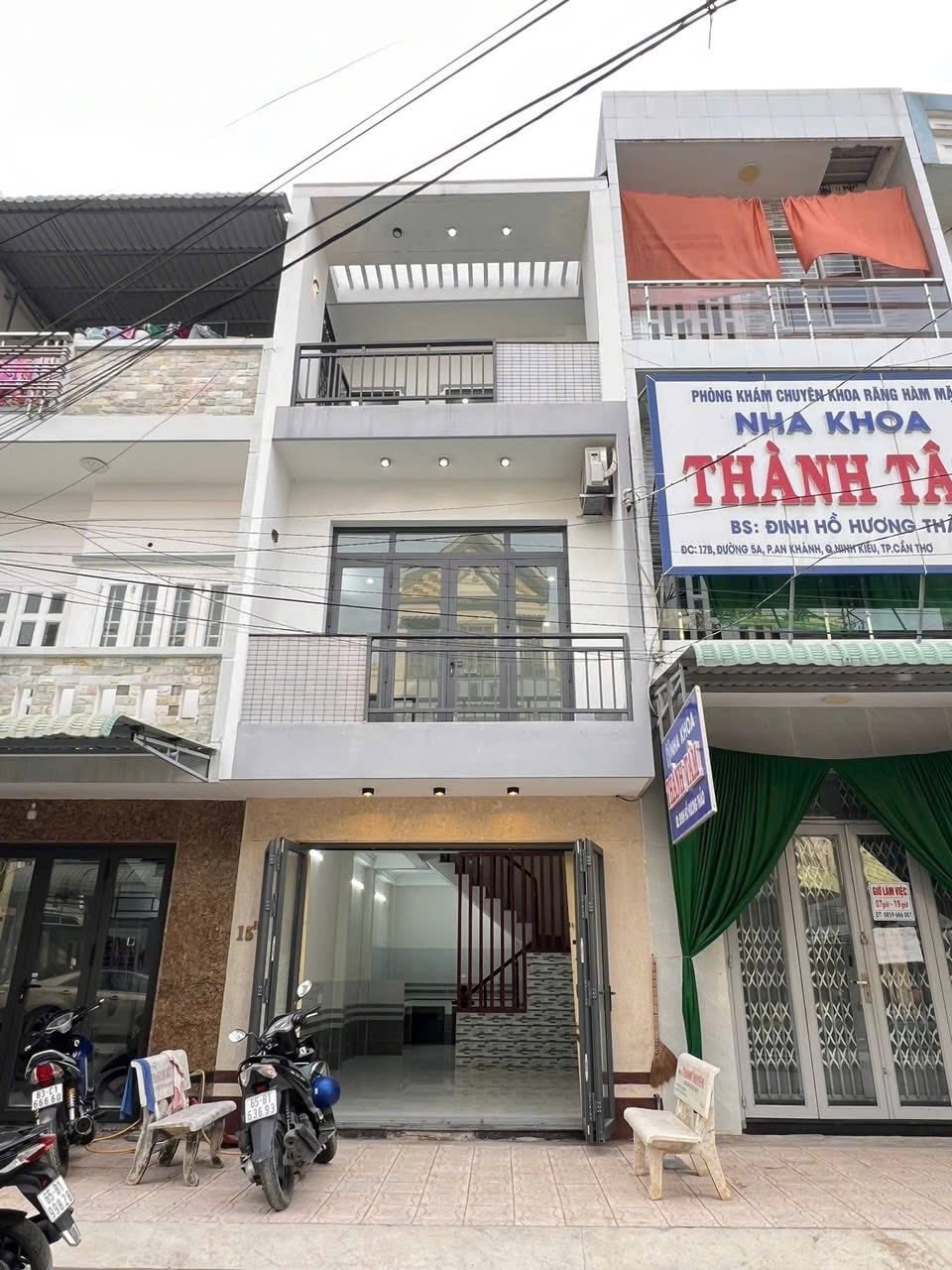 Bán nhà Đặng Văn Ngữ, gần chợ và công viên, lộ 13m, kinh doanh, giá 4,38 tỷ