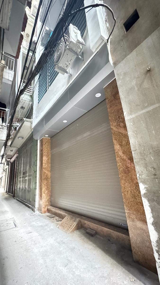 Bán nhà phố Hoàng Ngân, Cầu Giấy, 40m2, 6 tầng, sát oto tránh, ngõ thông