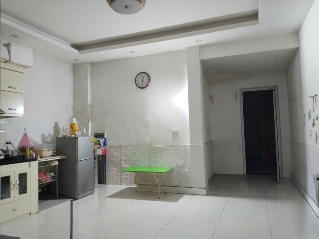 Bán đất có nhà Phú Lãm, Hà Đông, 57m2, mặt tiền 4.8m, giá chào 6,6 tỷ